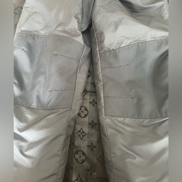 Boys grey snowsuit - Picture 3 of 5